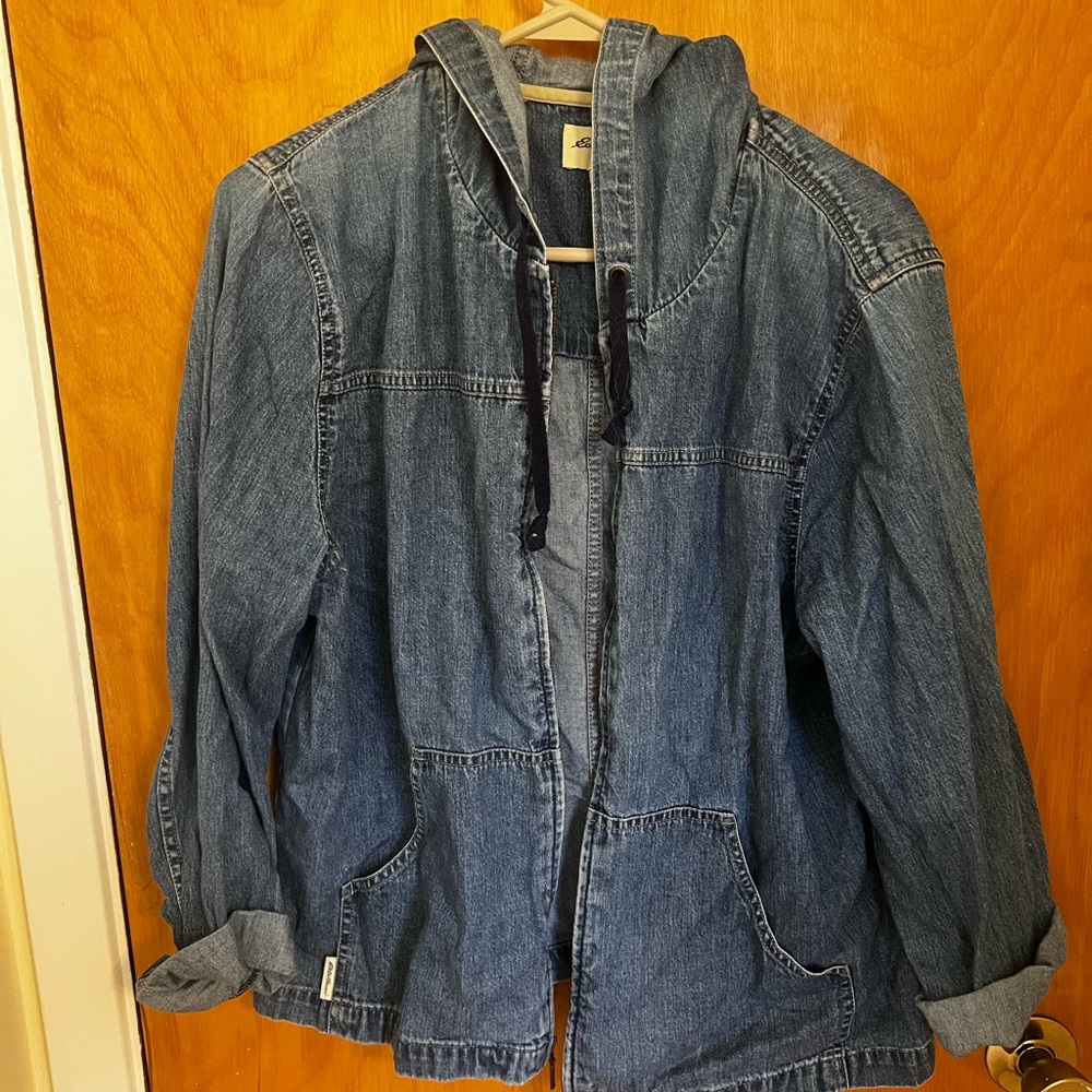 Jean Jacket, very beachy!